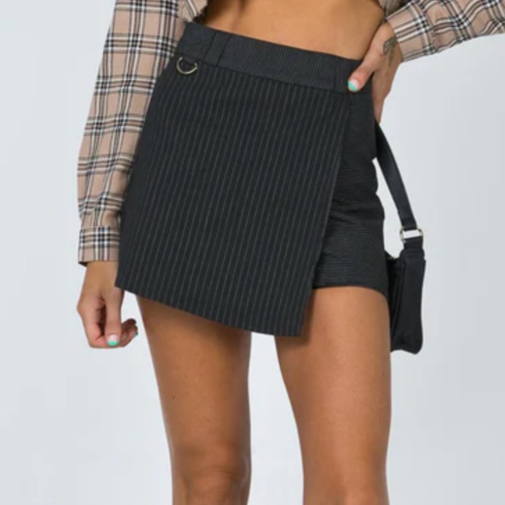 NWOT - Princess Polly skort size 6